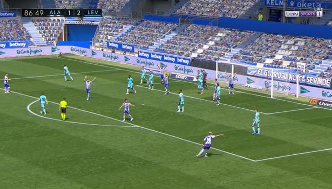 اهداف مباراة ليفانتي وديبورتيفو الافيس 2 2 الدوري الاسباني