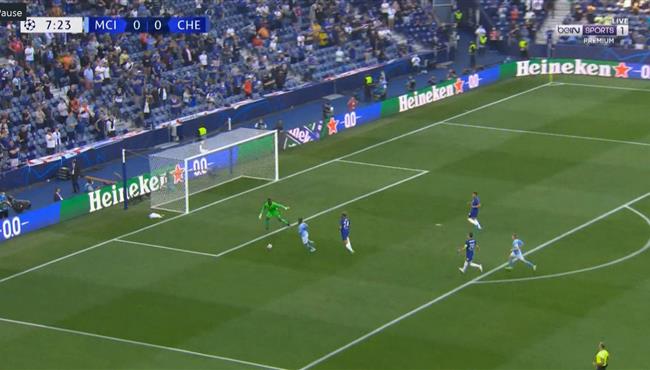 رحيم سترلينج يهدر فرصة هدف امام تشيلسي بنهائي دوري ابطال اوروبا