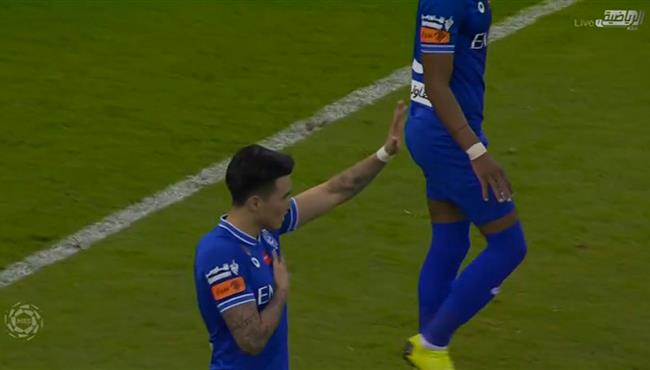 هدف الفيصلي في مرمي الهلال بعد خطا فادح من هيون سو