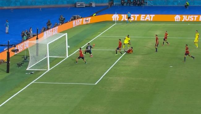 القائم يحرم السويد من هدف محقق امام اسبانيا