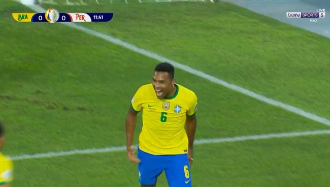 هدف البرازيل الاول في مرمي بيرو اليكس ساندرو