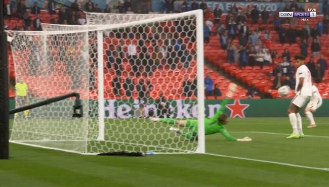 تصدي بيكفورد يحرم اسكتلندا من تسجيل هدف