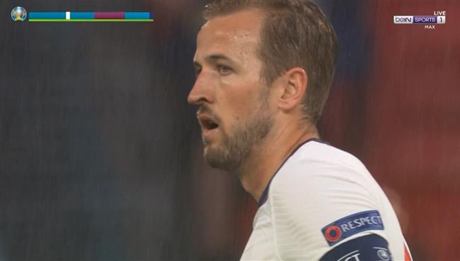 هاري كين يهدر هدف محقق امام اسكتلندا