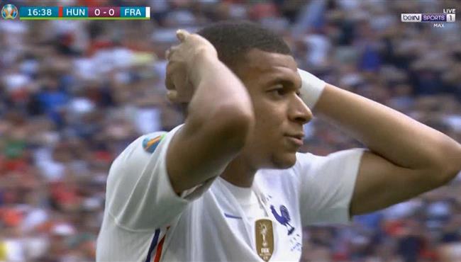 مبابي يهدر فرصة هدف امام المجر بكاس امم اوروبا