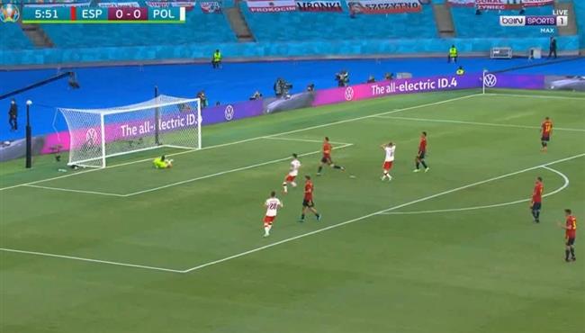 لاعب بولندا كاد ان يسجل هدف رائع امام اسبانيا
