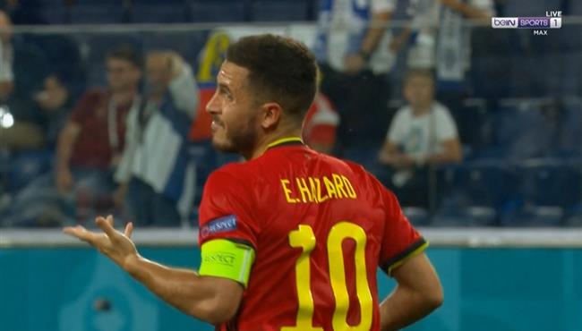 تصدي لوكاس هراديكي يحرم ايدين هازارد من تسجيل هدف