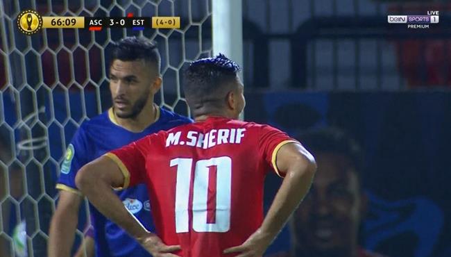 تصدي حارس الترجي الرائع يحرم محمد شريف من هدف محقق للاهلي