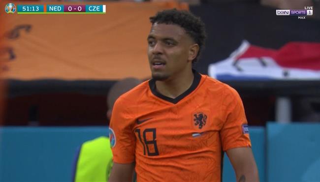 دونيل مالين يهدر انفراد امام التشيك بكاس امم اوروبا