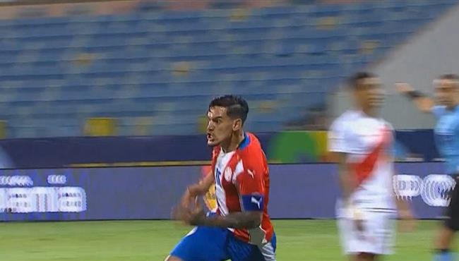 هدف باراجواي الأول في مرمي بيرو جوميز