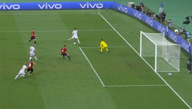 تصدي حارس التشيك الرائع ينقذ مرماه من هدف محقق للدنمارك