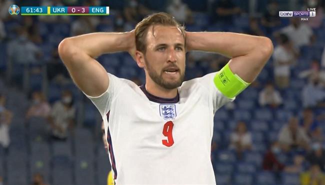 تصدي حارس اوكرانيا يحرم هاري كين من تسجيل هدف عالمي