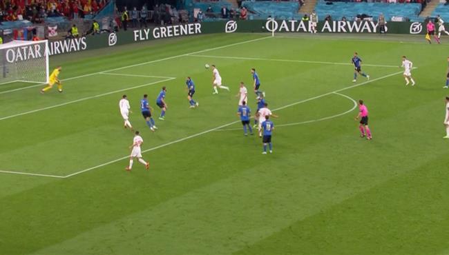 اويارزابال يهدر فرصة هدف محقق امام إيطاليا