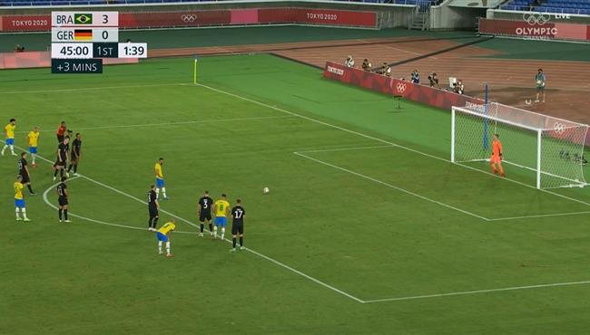 تصدي حارس المانيا لركلة جزاء ماتيوس كونها