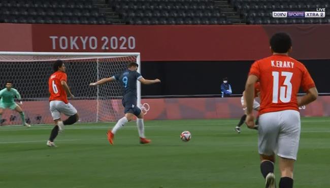 القائم يحرم ادولفو غايش من تسجيل هدف عالمي امام مصر