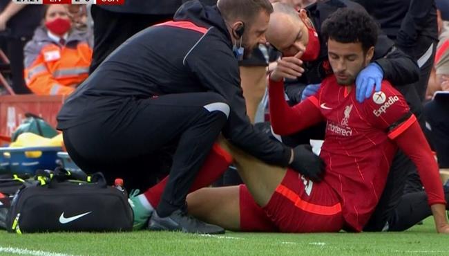اصابة كورتيس جونز في مباراة ليفربول واوساسونا