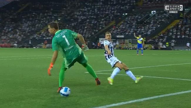 هدف تعادل اودينيزي مع يوفنتوس 2 2 خطأ فادح من تشيزني