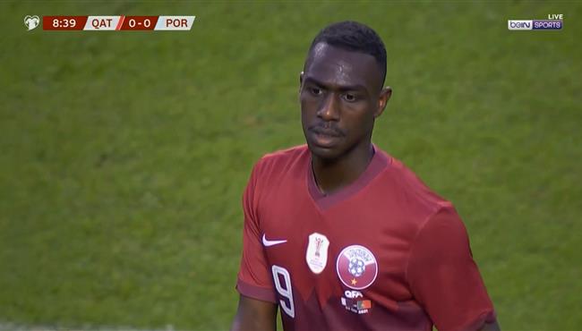 القائم يحرم المعز علي من هدف في مباراة البرتغال وقطر