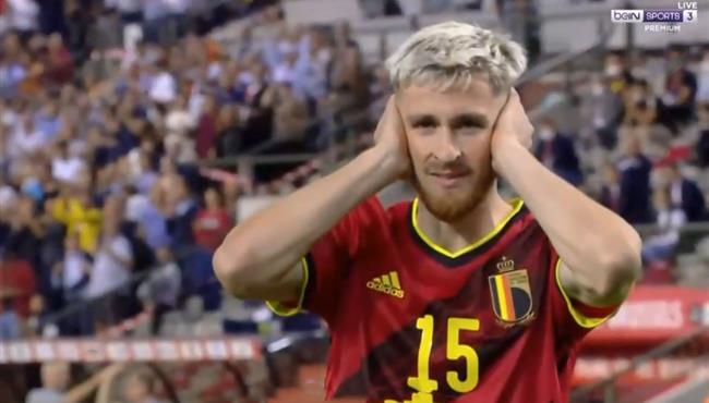 هدف بلجيكا الرائع في مرمي التشيك سالماكرز