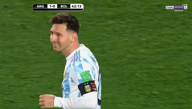 ميسي كاد ان يسجل هدف رائع للارجنتين امام بوليفيا