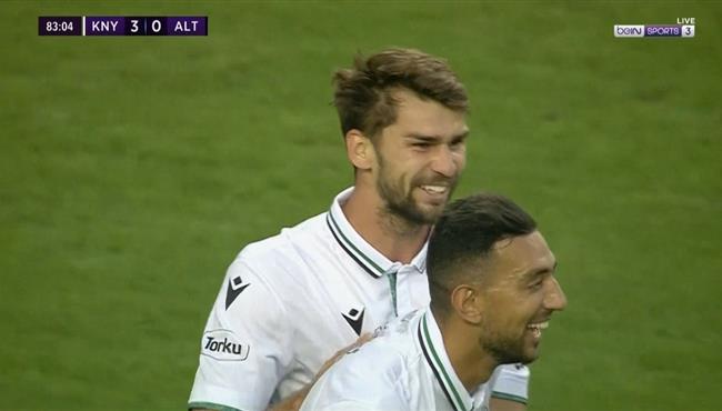 احمد حسن كوكا يصنع هدف كونيا سبور الثالث في مرمي التاي