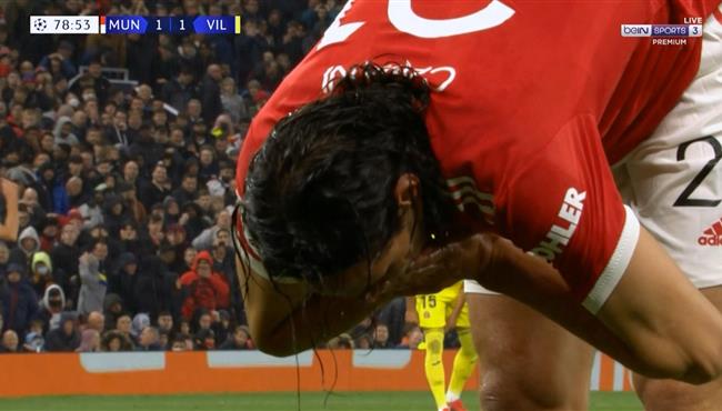 كافاني يهدر هدف محقق امام فياريال بدوري ابطال اوروبا