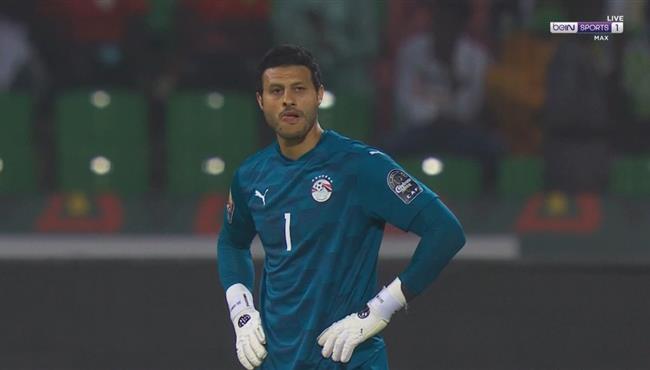 محمد الشناوي ينقذ فرصة هدف في مباراة مصر ونيجيريا