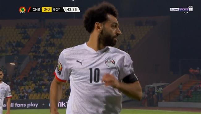حارس غينيا بيساو يمنع محمد صلاح من تسجيل هدف لمصر