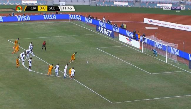 حارس سيراليون يتصدي لركله جزاء امام كوت ديفوار بكاس امم افريقيا