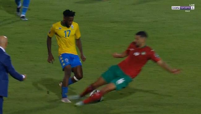 كوبري رائع من لاعب الجابون لايمن برقوق في كاس امم افريقيا