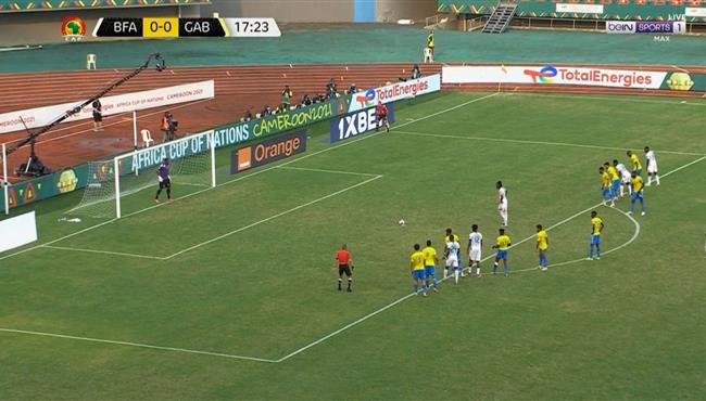 بيرتراند تراوري يهدر ركلة جزاء لبوركينا فاسو امام الجابون