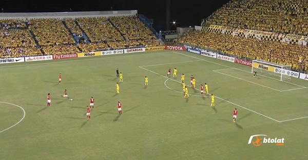 تنفيذ اسطوري لركلة حرة في دوري ابطال اسيا