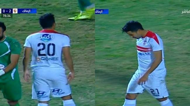 محمد ابراهيم يرتدى قميص برقم 20 وشورت برقم 21