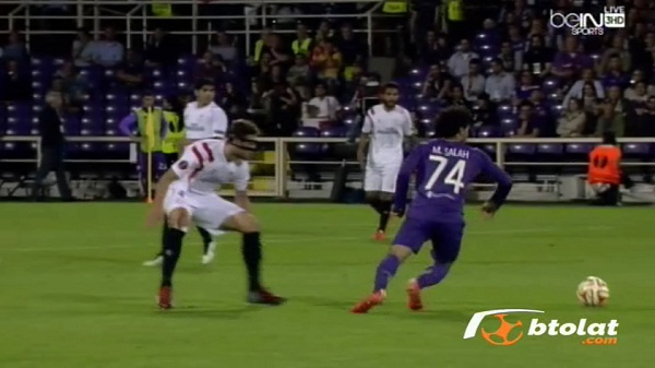 مراوغه رائعه من محمد صلاح في مباراة فيورنتينا واشبيليه