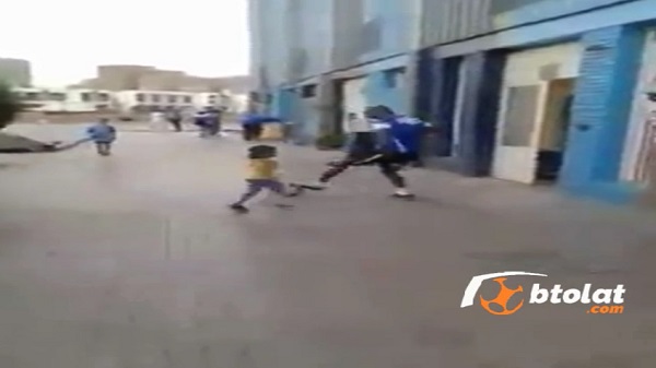 فيديو عالمي مهارات شيكابالا مع أحد الأطفال بنادي الزمالك