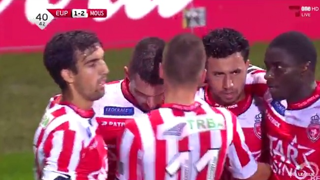 تريزيجيه يصنع هدف موسكورن الثاني في مرمى أوبين
