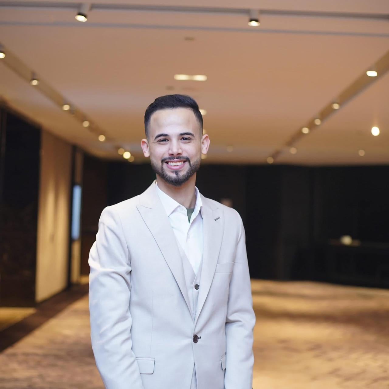 روماني شحاتة